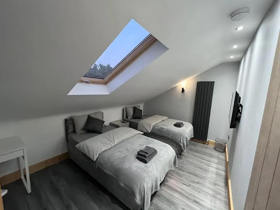 Apartment Entire Two Bedroom Guest House & Free Parking Nottingham United Kingdom
