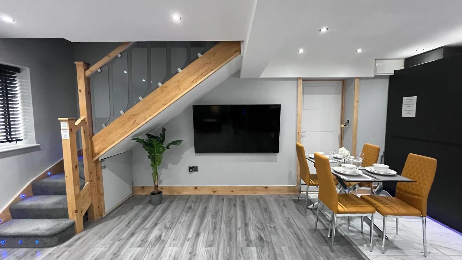 Apartment Entire Two Bedroom Guest House & Free Parking Nottingham